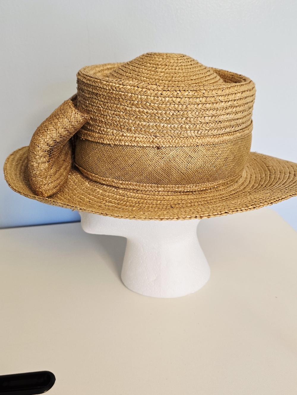 VINTAGE BETMAR Straw Hat Round Upturned Rim Bow Style #C230 - Picture 4 of 14